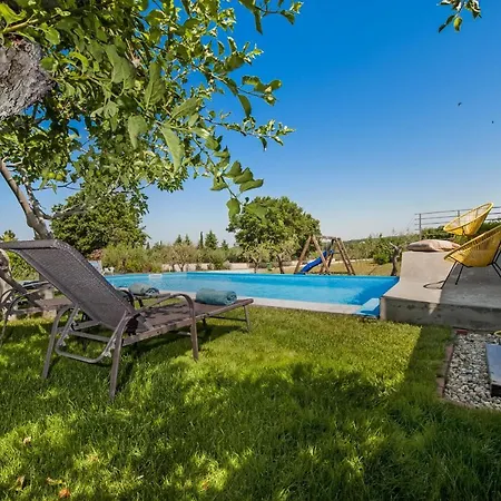 Villa Ferenc *